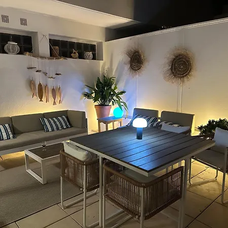 Cosy Centre Apartment